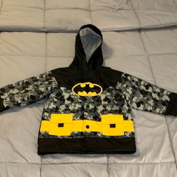 2t western chief Batman rain jacket - Picture 1 of 3